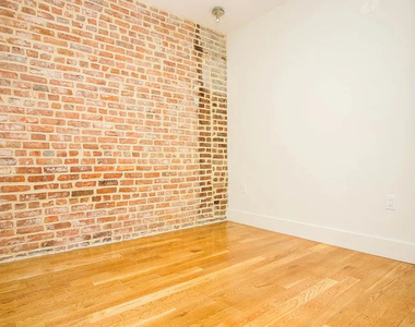 193 Bedford Avenue - Photo Thumbnail 4