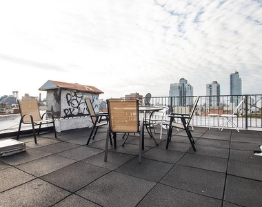 193 Bedford Avenue - Photo Thumbnail 11