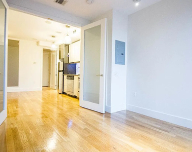 193 Bedford Avenue - Photo Thumbnail 2