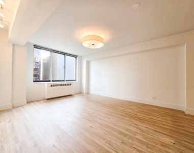 1735 York Avenue - Photo Thumbnail 2