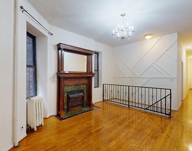 West 106th Street - Photo Thumbnail 8