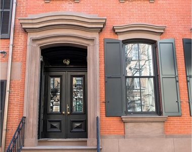 68 Bank St - Photo Thumbnail 8