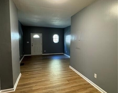 24 S Eugenia Place - Photo Thumbnail 4