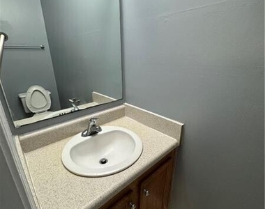 24 S Eugenia Place - Photo Thumbnail 10