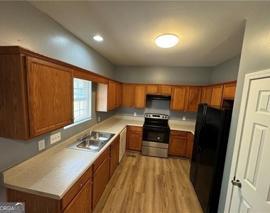 24 S Eugenia Place - Photo Thumbnail 5