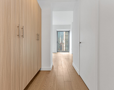 30 E 31st Street - Photo Thumbnail 8