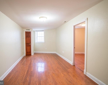 1124 E Passyunk Avenue - Photo Thumbnail 1