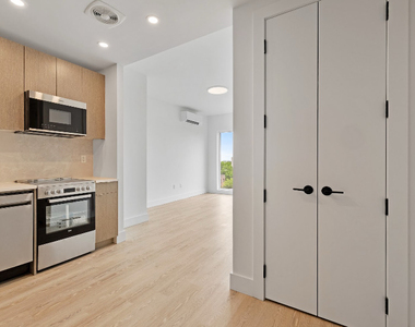 702 E 32nd St Brooklyn NY 11210 - Photo Thumbnail 1