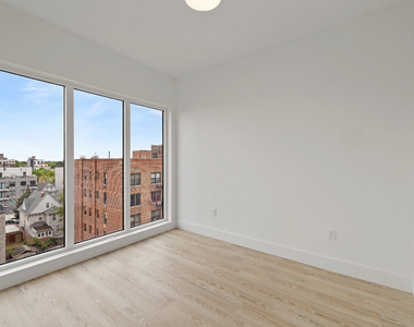 702 E 32nd St Brooklyn NY 11210 - Photo Thumbnail 7