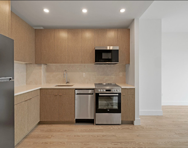 702 E 32nd St Brooklyn NY 11210 - Photo Thumbnail 5