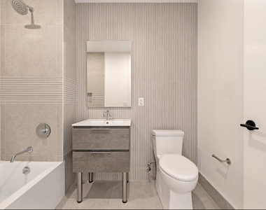 702 E 32nd St Brooklyn NY 11210 - Photo Thumbnail 3