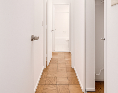 East 46th Street - Photo Thumbnail 5