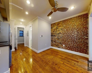 West 50th Street - Photo Thumbnail 2