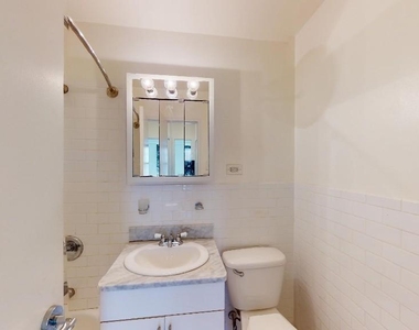 East 88th Street - Photo Thumbnail 3