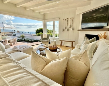 252 Grandview Street - Photo Thumbnail 3