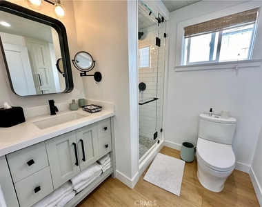 252 Grandview Street - Photo Thumbnail 26