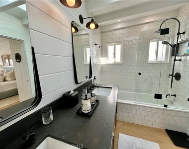 252 Grandview Street - Photo Thumbnail 22