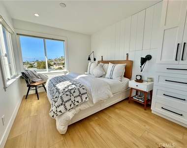 252 Grandview Street - Photo Thumbnail 23