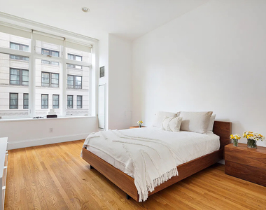 Lafayette Street - Photo Thumbnail 2
