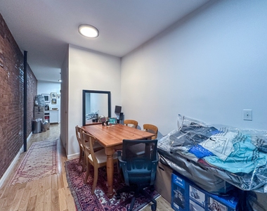 215 East 5th Street - Photo Thumbnail 5