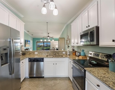 5557 Palmer Circle - Photo Thumbnail 5