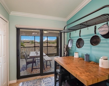 5557 Palmer Circle - Photo Thumbnail 4