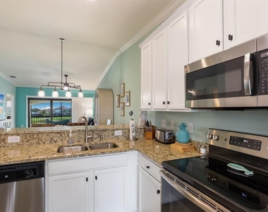 5557 Palmer Circle - Photo Thumbnail 6