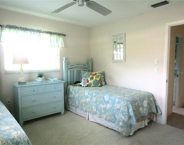4700 Greencroft Road - Photo Thumbnail 15