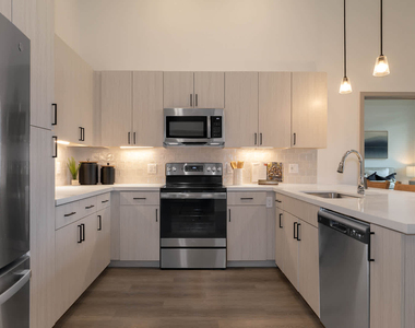 9345 E 56th Ave - Photo Thumbnail 4