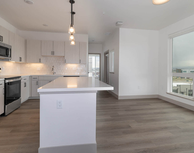 9345 E 56th Ave - Photo Thumbnail 52