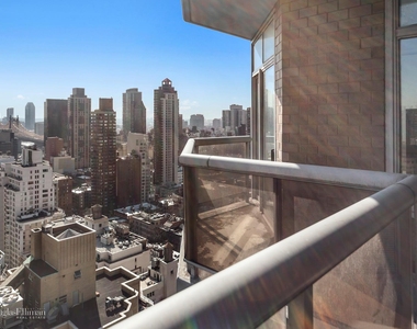 188 E 64th St - Photo Thumbnail 3