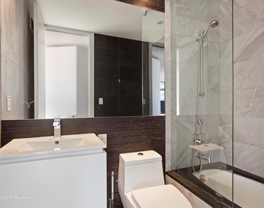 188 E 64th St - Photo Thumbnail 8