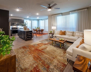 30020 Creekside Terrace Drive - Photo Thumbnail 5