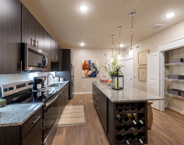 30020 Creekside Terrace Drive - Photo Thumbnail 9