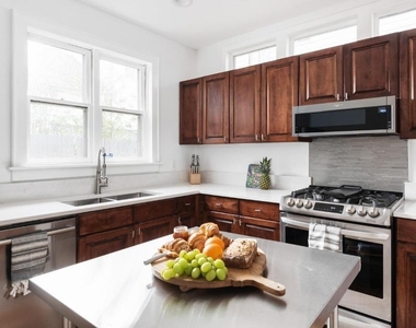 1515 Iverson Street Ne - Photo Thumbnail 13