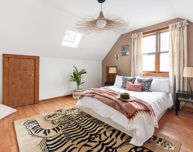 1515 Iverson Street Ne - Photo Thumbnail 6