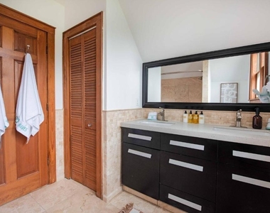 1515 Iverson Street Ne - Photo Thumbnail 24
