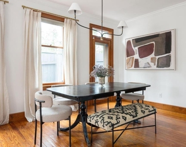 1515 Iverson Street Ne - Photo Thumbnail 14