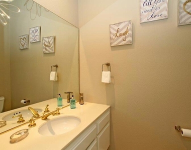 65 La Costa Drive - Photo Thumbnail 17