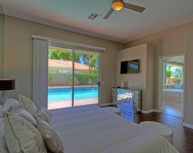 65 La Costa Drive - Photo Thumbnail 14