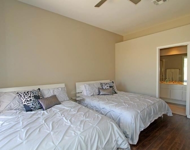 65 La Costa Drive - Photo Thumbnail 15