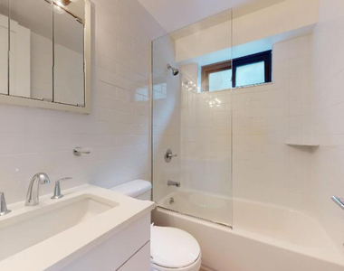 East 89th Street - Photo Thumbnail 9