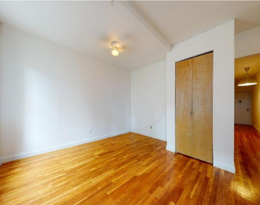  East 91st Street - Photo Thumbnail 3