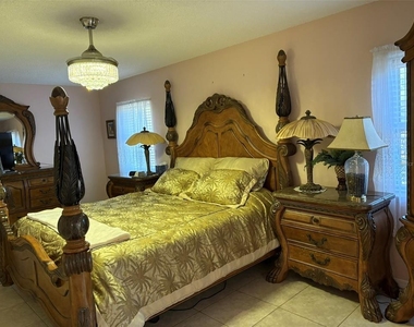 17377 Lake Worth Boulevard - Photo Thumbnail 8