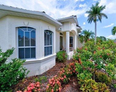 3252 Antigua Drive - Photo Thumbnail 3