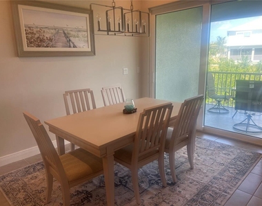 10420 Coral Landings Lane - Photo Thumbnail 7