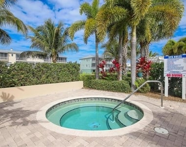10420 Coral Landings Lane - Photo Thumbnail 21