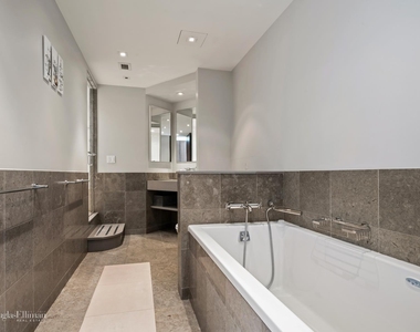 150 W 56th St - Photo Thumbnail 9