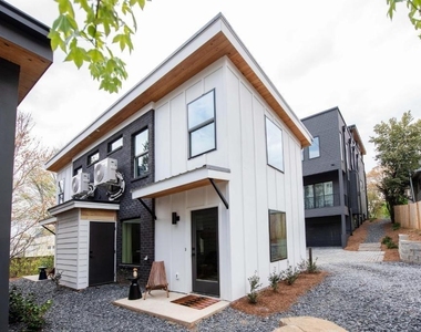 542 Boulevard Place Ne - Photo Thumbnail 30
