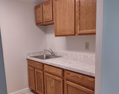 664 Town Bank Rd - Photo Thumbnail 7